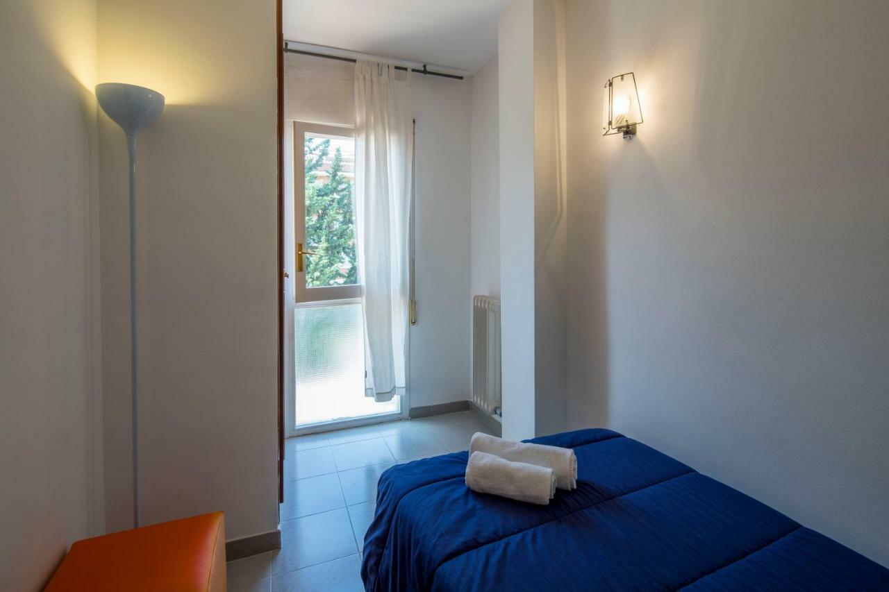 Apartamento Castell De Perelada Lägenhet Girona Exteriör bild