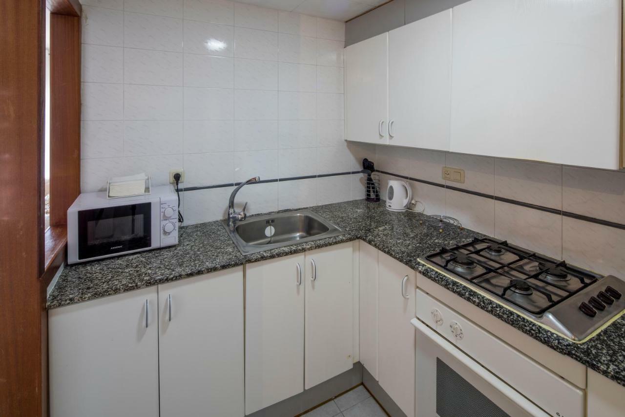 Apartamento Castell De Perelada Lägenhet Girona Exteriör bild