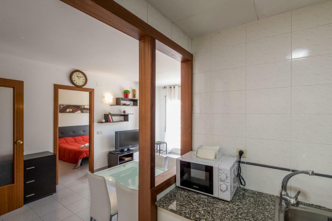 Apartamento Castell De Perelada Lägenhet Girona Exteriör bild